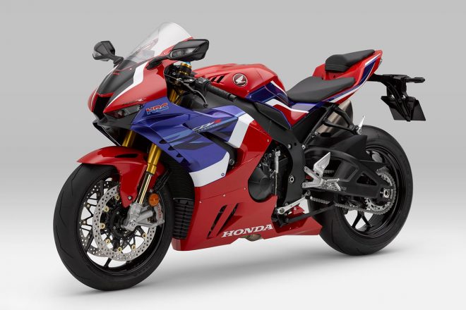 CBR1000RR-R FIREBLADE SP（左フロント）