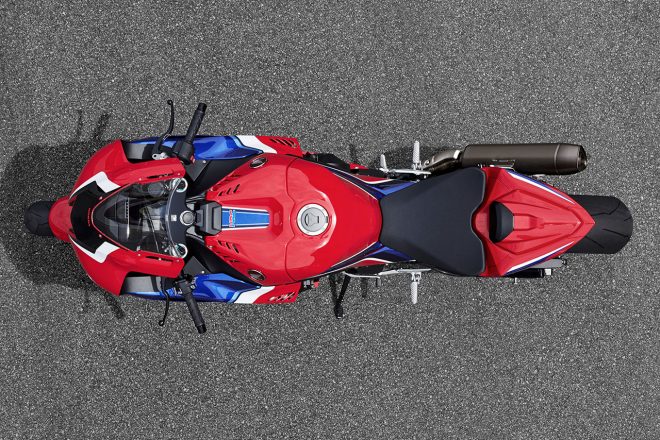 CBR1000RR-R FIREBLADE SP（上面）