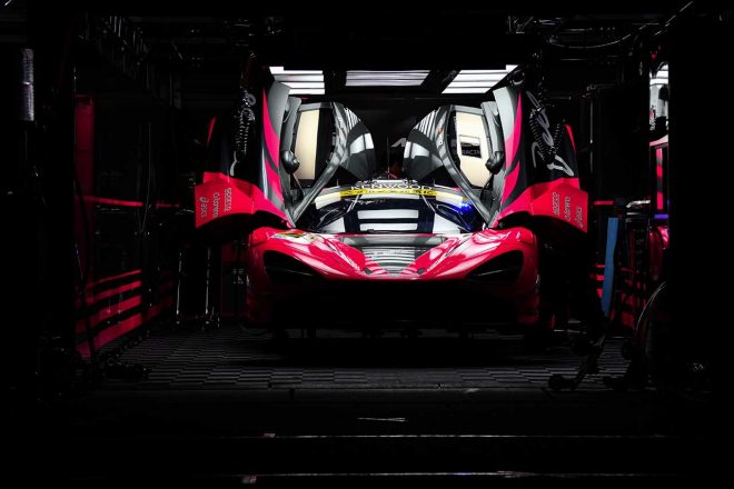 スーパーGTサーキット便り第8戦もてぎ