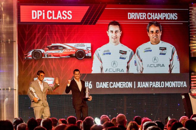 2019年IMSAドライバーズチャンピオンを獲得したファン・パブロ・モントーヤ（左）とデイン・キャメロン（右）
