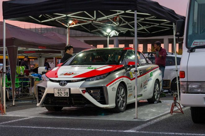 チームMIRAIのトヨタMIRAI