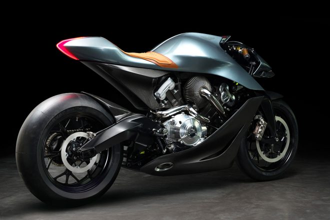 アストンマーティンAMB 001（リヤ）