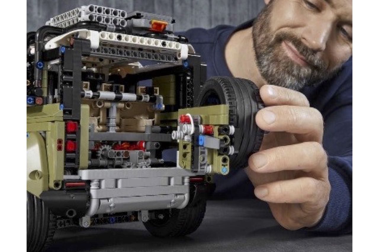 lego technic land rover defender 90