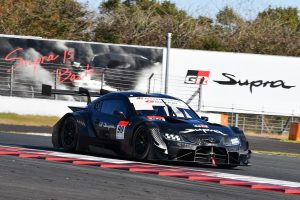 スーパーGT | スーパーGT：富士スピードウェイで2020年のGT500マシン3台がテストを行う