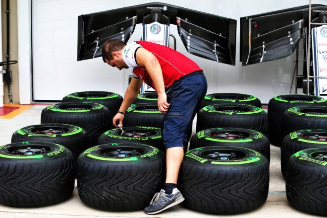 2019年F1第20戦ブラジルGP　アルファロメオのスタッフ