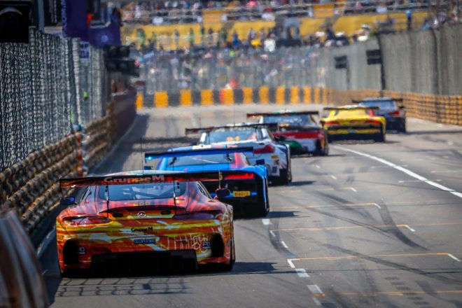 ファーフスを先頭とした4番手争い