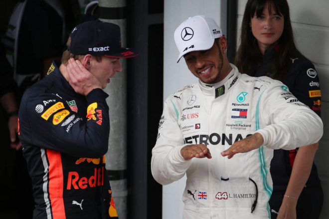 2019年F1第20戦ブラジルGP マックス・フェルスタッペン(レッドブル・ホンダ)、ルイス・ハミルトン(メルセデス)