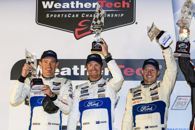 フォード・チップ・ガナッシ・レーシングにとって“ラストレース”となった2019年プチ・ル・マンでクラス2位を獲得したスコット・ディクソン（中央）とライアン・ブリスコー（右）