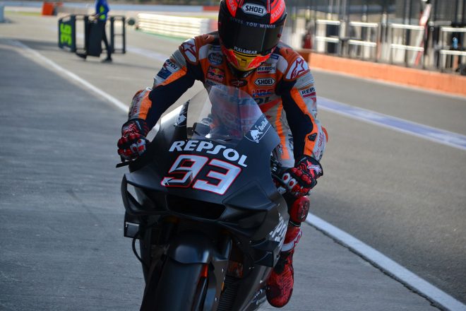 新しいフェアリングを装着したホンダRC213Vを走らせたマルク・マルケス