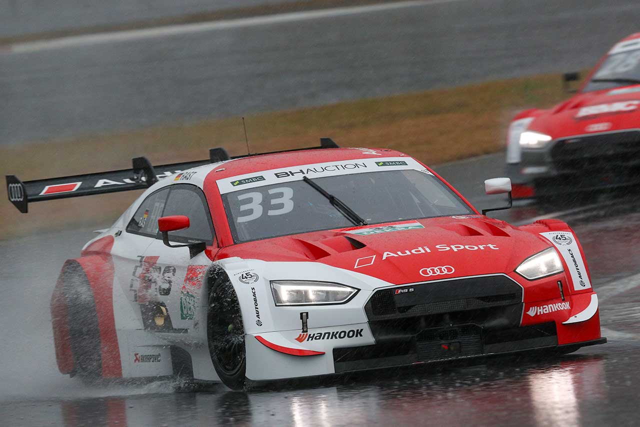 レネ・ラストがドライブするAudi Sport RS5 DTM