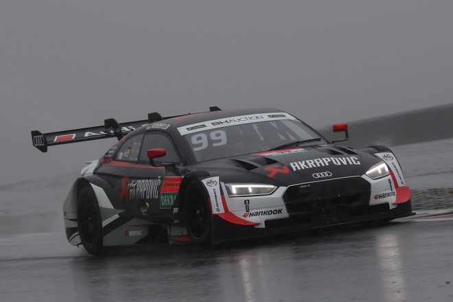 マイク・ロッケンフェラー（Akrapovic Audi RS5 DTM）