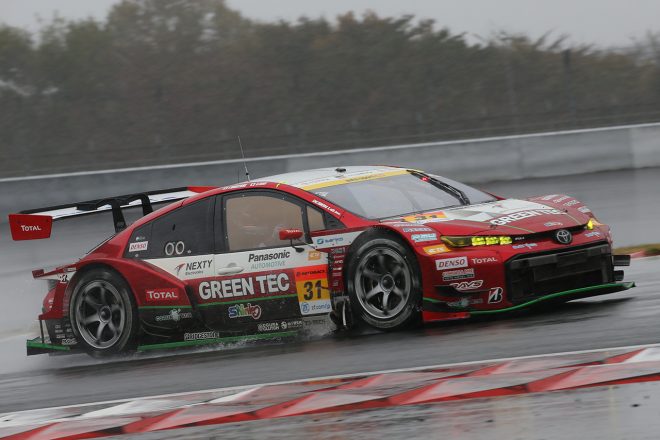 31号車 TOYOTA GR SPORT PRIUS PHV apr GT