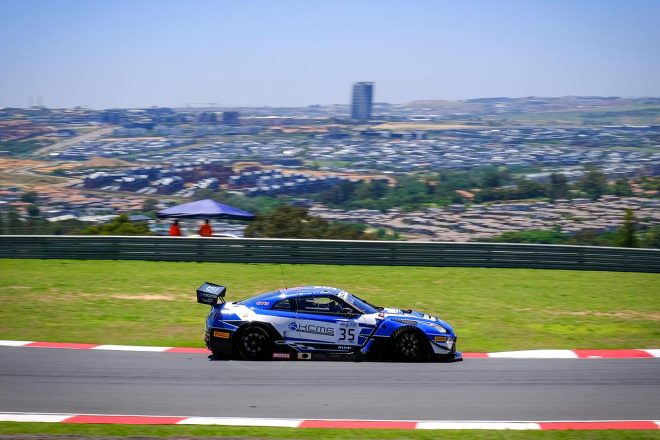 キャラミ9時間を走る35号車ニッサンGT-RニスモGT3