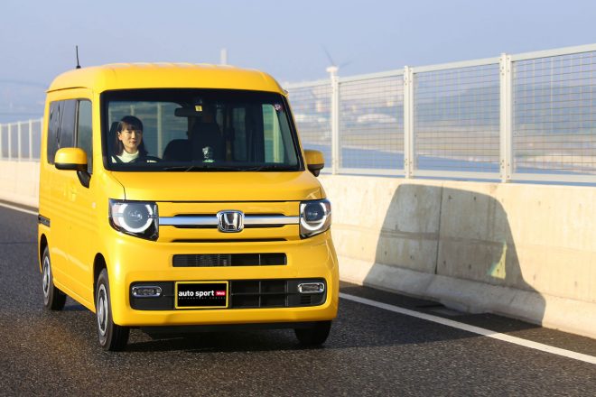 ホンダN-VANを運転する森園れんさん