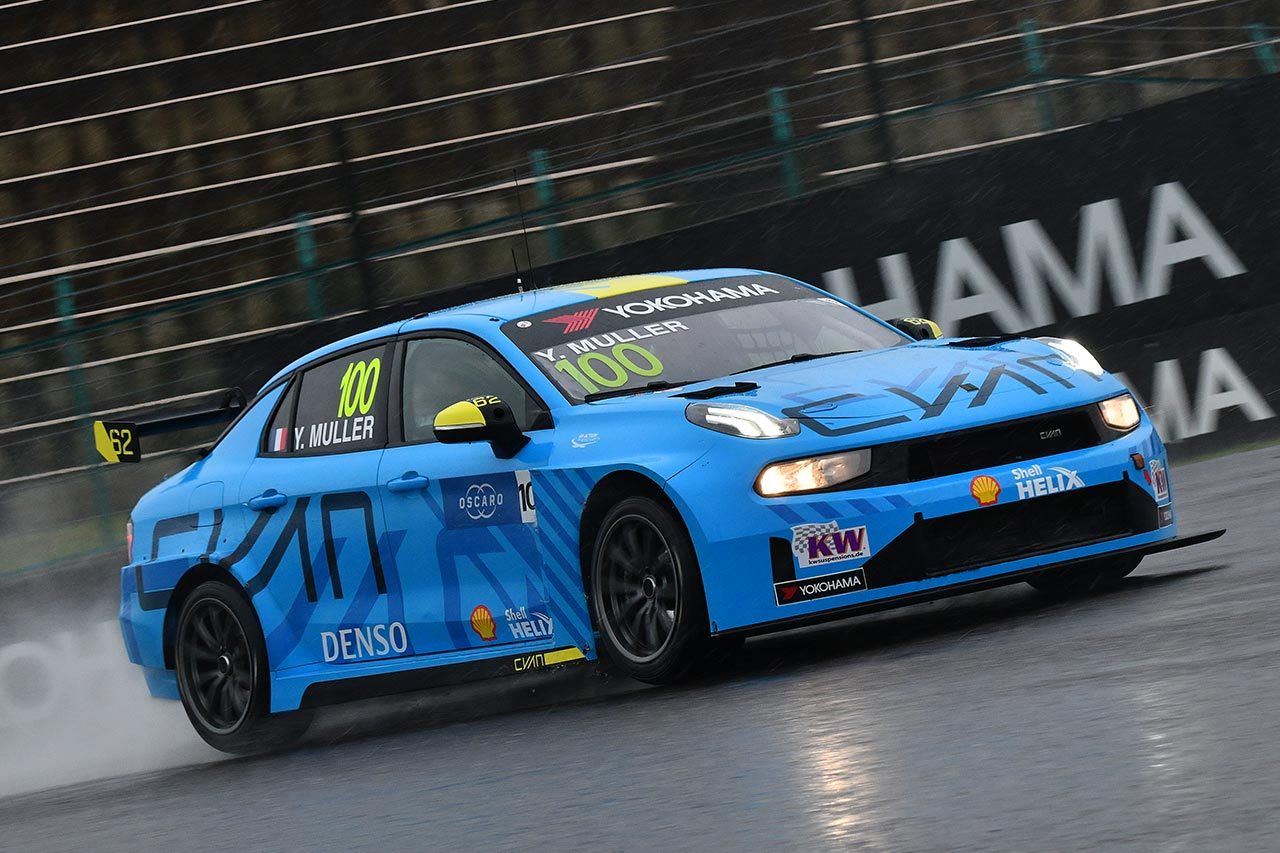 Wtcr世界ツーリングカーカップで活躍するリンク コー03 ボルボを走らせてきたシアン レーシングの手により高いパフォーマンスをみせる ファッションとクルマを融合 Wtcrをリードする リンク コー はどんなブランド ジーリー副代表に聞くの画像 写真 1