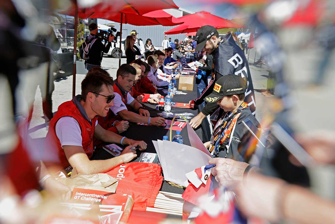 アウディスポーツのカスタマーレーシングドライバーは世界各地のGT3レース、TCRレースを戦う