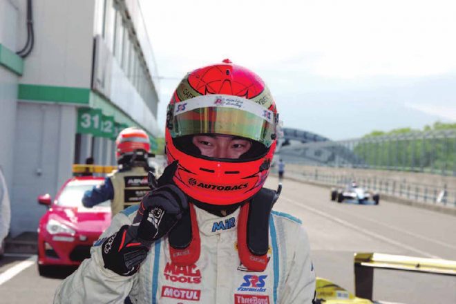 JAF-F4に参戦する佐藤連