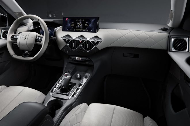 DS3 CROSSBACK Grand Chic RIVOLI／インテリア