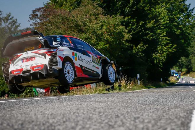 2019年にクリス・ミークがドライブしたトヨタ・ヤリスWRC