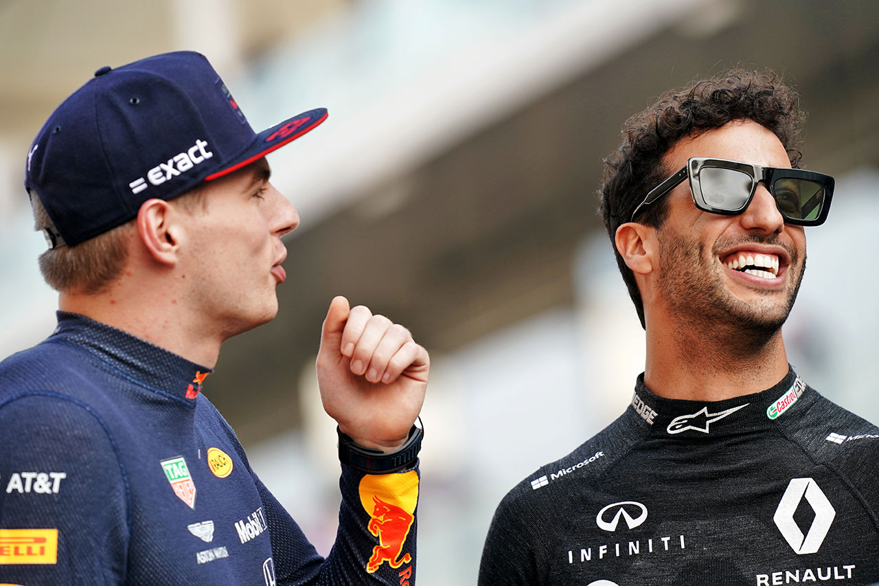 2019年F1最終戦アブダビGP　マックス・フェルスタッペン（レッドブル・ホンダ）とダニエル・リカルド（ルノー）
