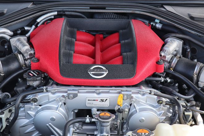 専用チューニングされた2013年型ニッサンGT-R CLUBMAN RACE SPECのエンジン