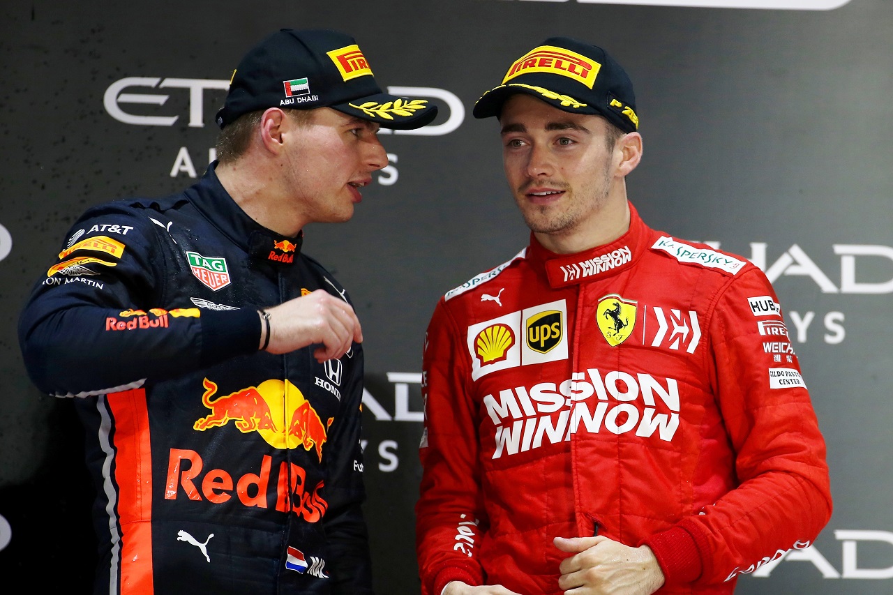 マックス・フェルスタッペン（レッドブル・ホンダ）とシャルル・ルクレール（フェラーリ）