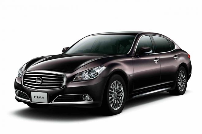 ニッサン・シーマハイブリッド/ガーネットブラック