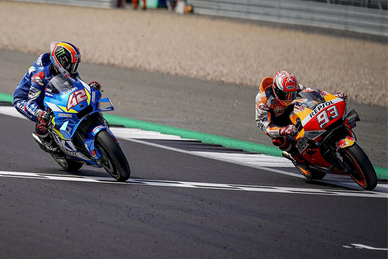 2019MotoGP 第12戦イギリスGP 最終ラップ最終コーナーまで争うリンスとマルケス