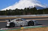 カモフラージュ模様に彩られたGRスープラとおぼしきJAF-GT車両