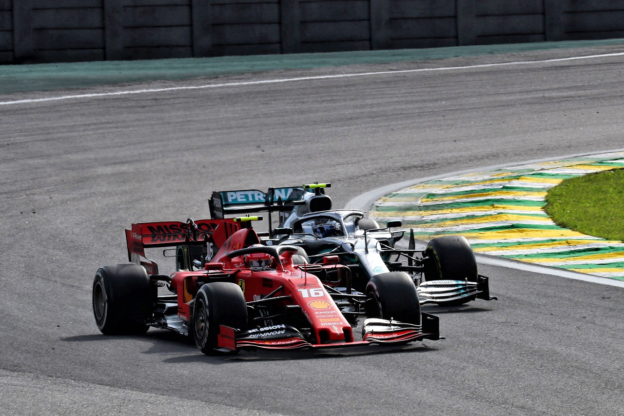 フェラーリのシャルル・ルクレールとメルセデスのバルテリ・ボッタス