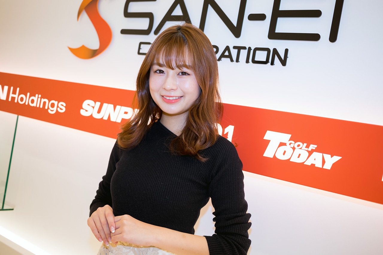 クルマ好きな一面を持つ宮本りおさん