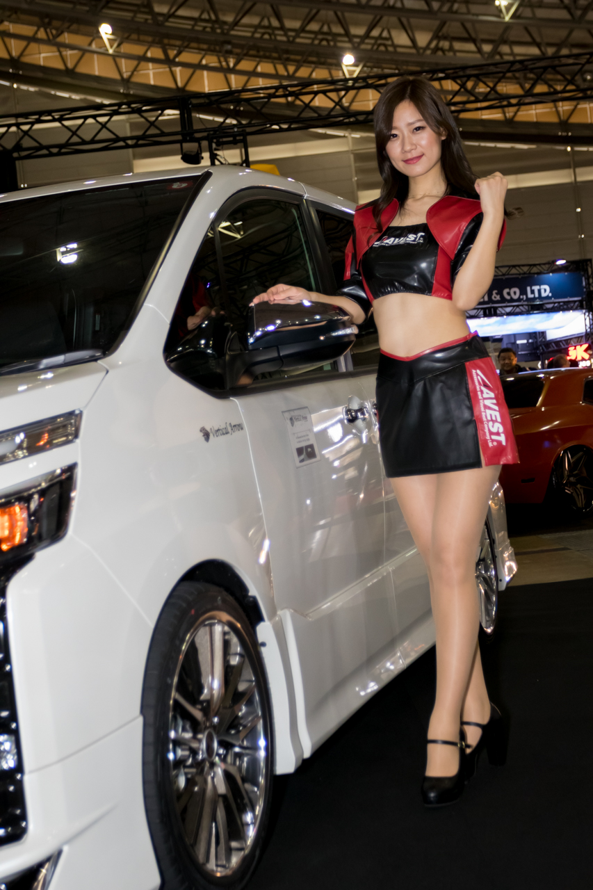 東京オートサロン2020コンパニオンギャラリー佐藤小春／AVEST