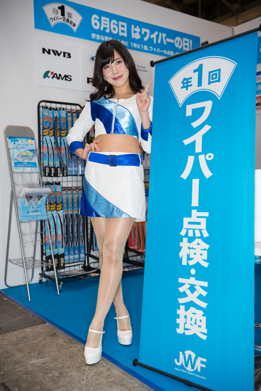 東京オートサロン2020コンパニオンギャラリーななみ青／日本ワイパーブレード連合会