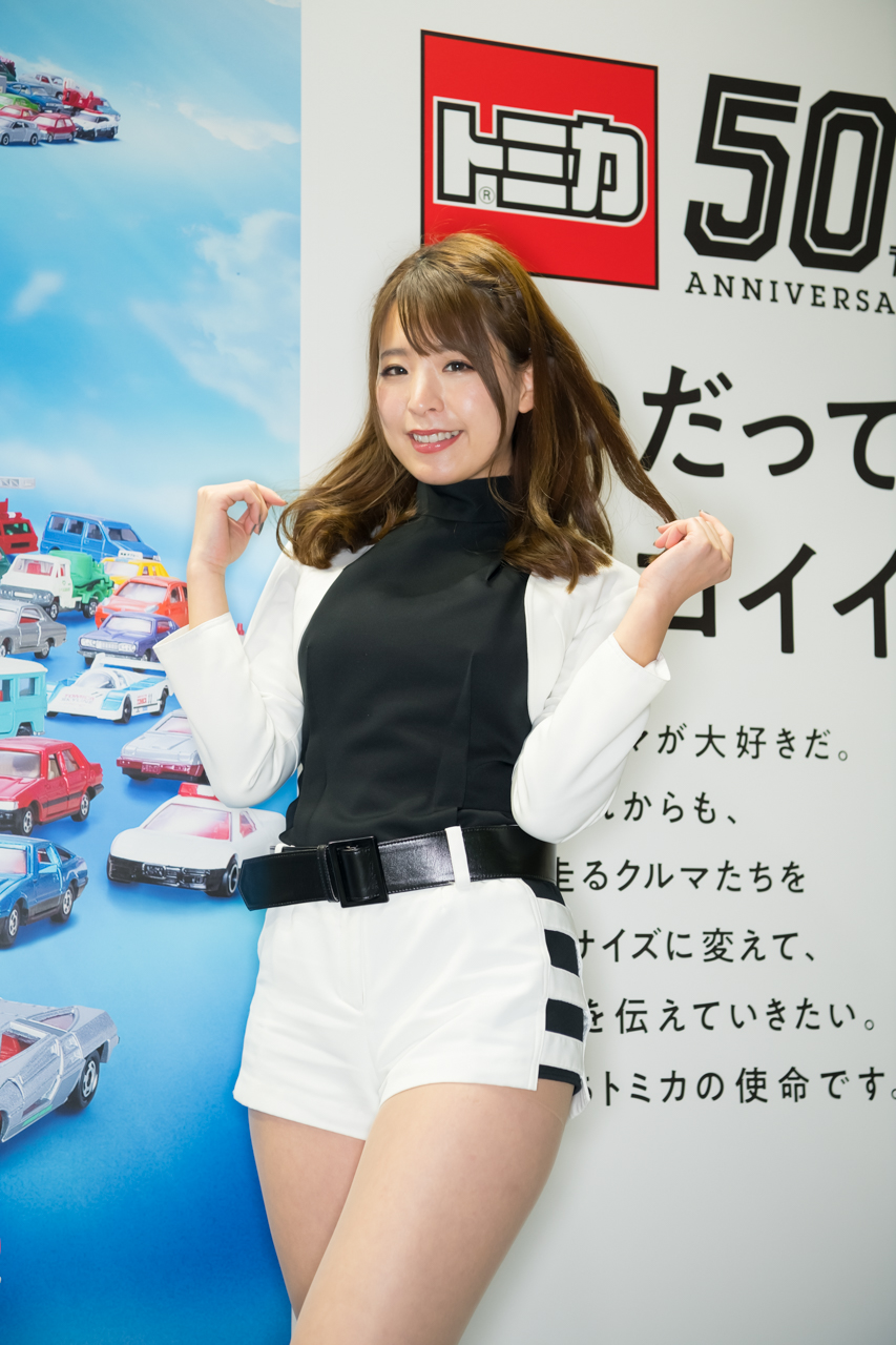 東京オートサロン2020コンパニオンギャラリー野原ゆな／tomica