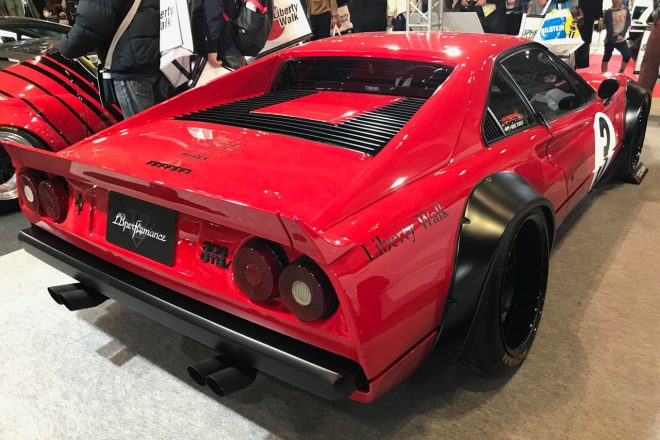 リバティーウォークのフェラーリ308