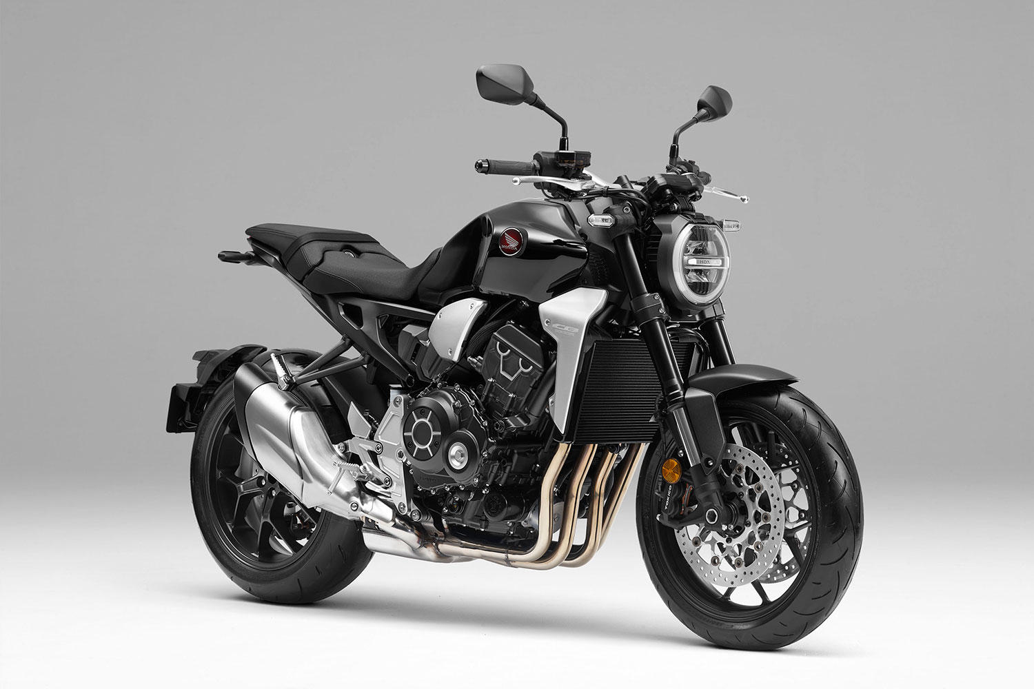 ホンダCB1000R（グラファイトブラック）