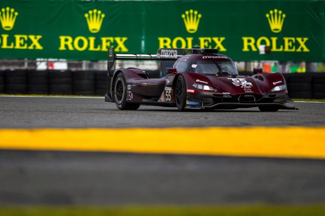 総合3番手から決勝レースに臨む55号車マツダRT24-P