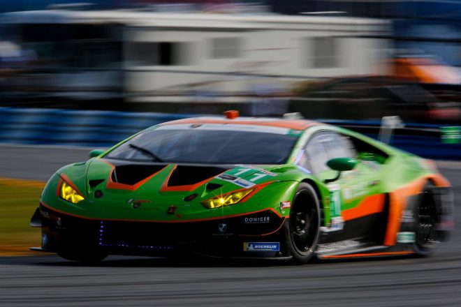 GRTグラッサー・レーシング・チームの11号車ランボルギーニ・ウラカンGT3 Evo