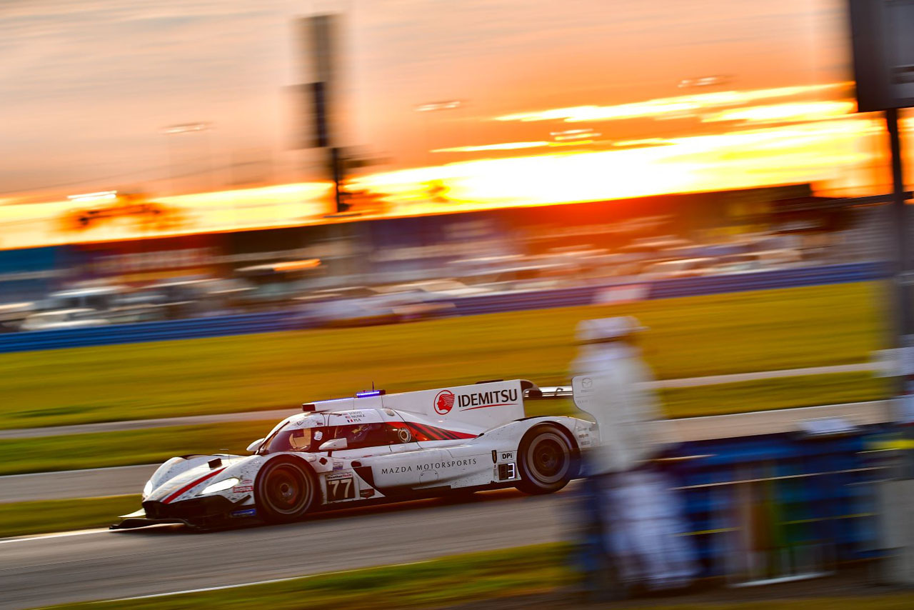 2020年のデイトナ24時間レースでは優勝車の周回数記録が従来の808周から833周に大幅更新された。総合2位となった77号車マツダも同一周回数をラップしている。