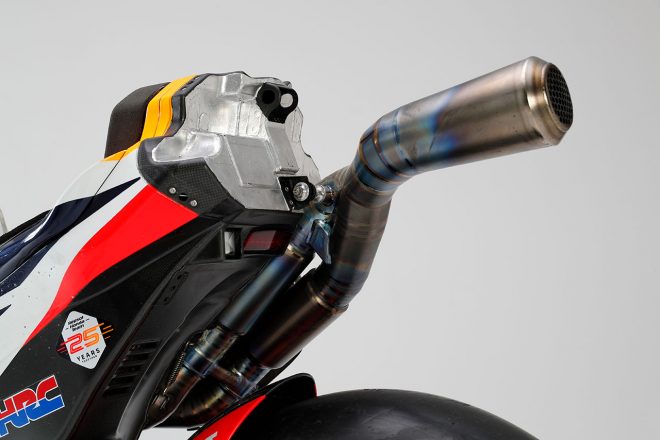 2019年型ホンダRC213V（リヤのエキゾースト）