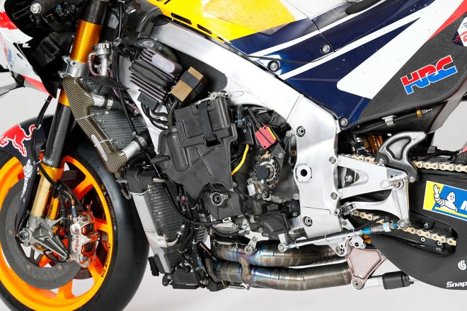 2019年型ホンダRC213V（左エンジン部）