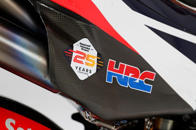2019年型ホンダRC213Vに貼られたレプソル・ホンダ・チーム結成25周年を記念したステッカー
