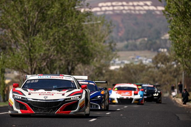 ホンダ・レーシング・チームJASの30号車ホンダNSX GT3 Evo