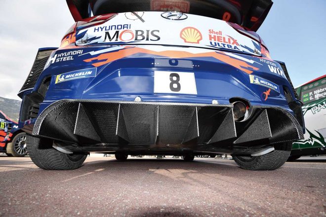 2020年仕様ではリヤのディフューザーを一新したが、ローブによると、「マシンのフィーリングは2019年仕様とあまり変わっていない」らしい。