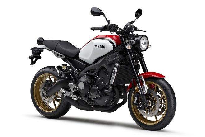 ヤマハXSR900 ABS（ラジカルホワイト）フロントビュー
