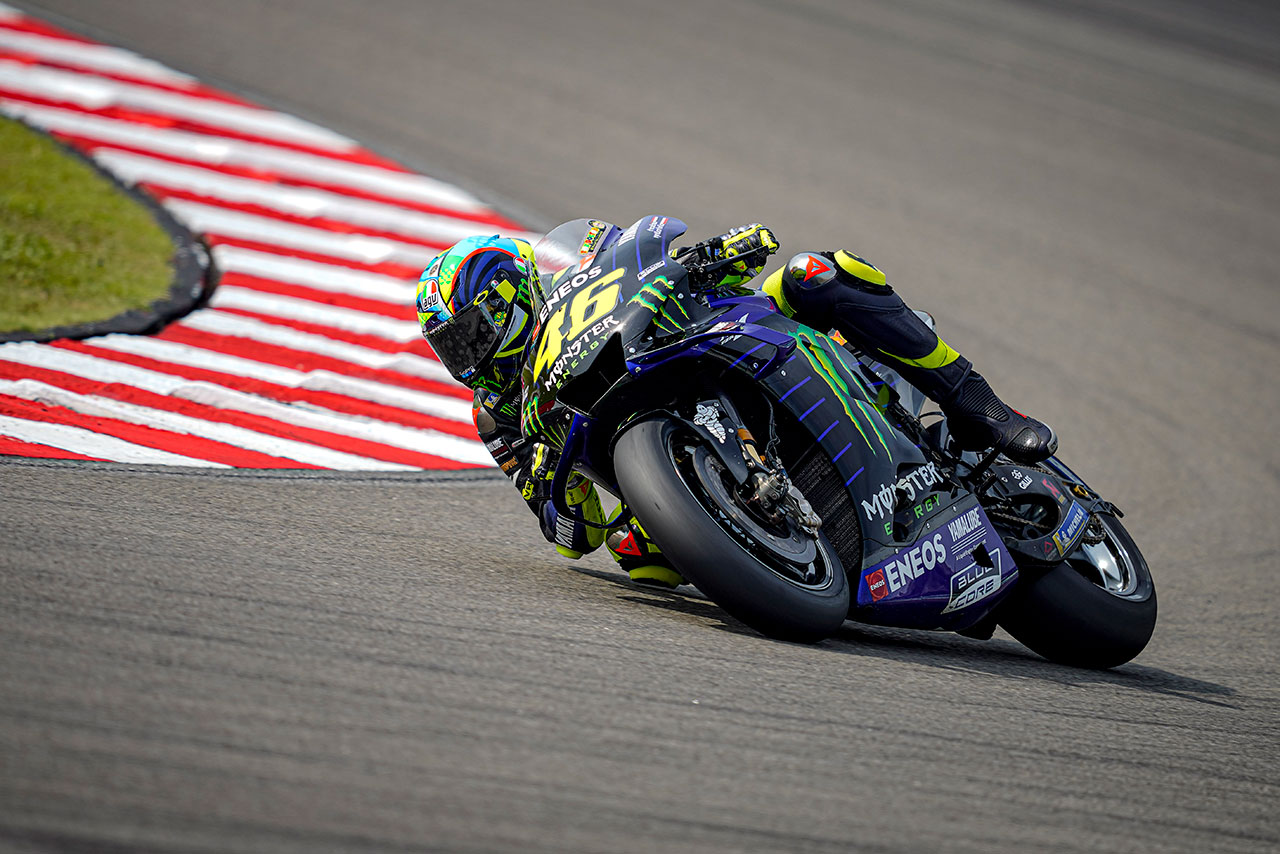 こちらは2019年型を踏襲していると見られるカウル