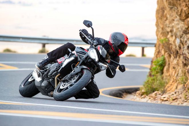 2020年新型ストリートトリプルR Low