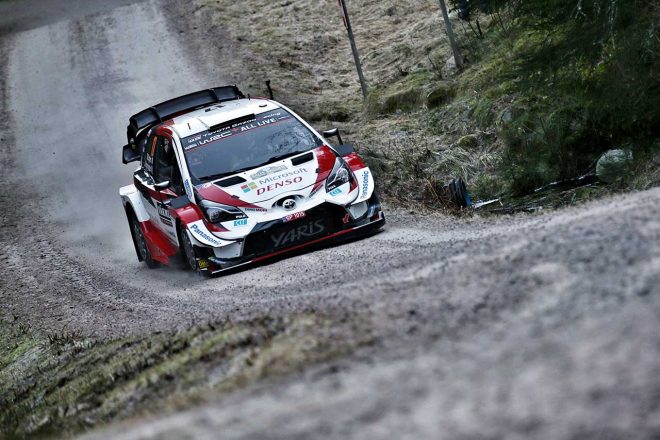 2020年WRC第2戦スウェーデンのシェイクダウンステージを走るトヨタ・ヤリスWRC。例年のような積雪は見当たらない