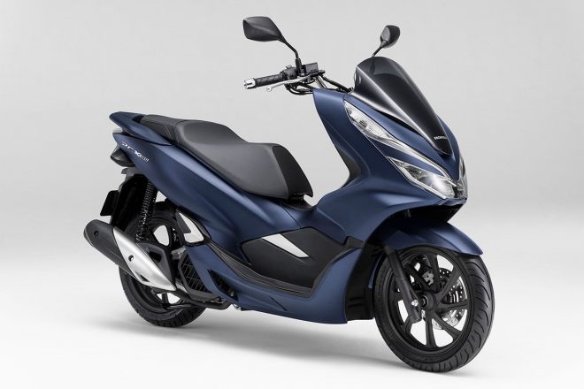 PCX150 ABS（マットイオンブルーメタリック）
