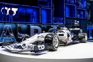 F1 | アルファタウリ2020年体制発表会で飾られたマシン